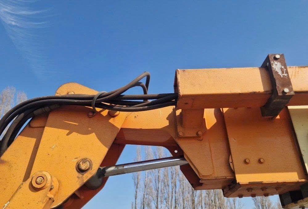 Telescopic Boom Lift - View 3